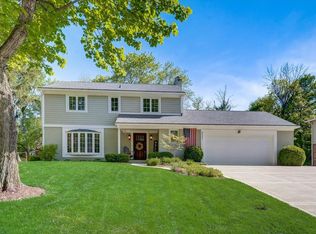 4521 Briarwood Dr, Indianapolis, IN