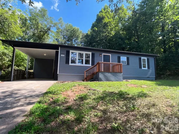 915 Kenham Pl, Lenoir, NC 28645