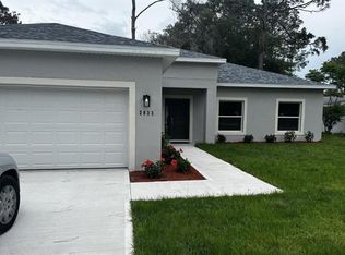 2033 10th Ave, Deland, FL 32724