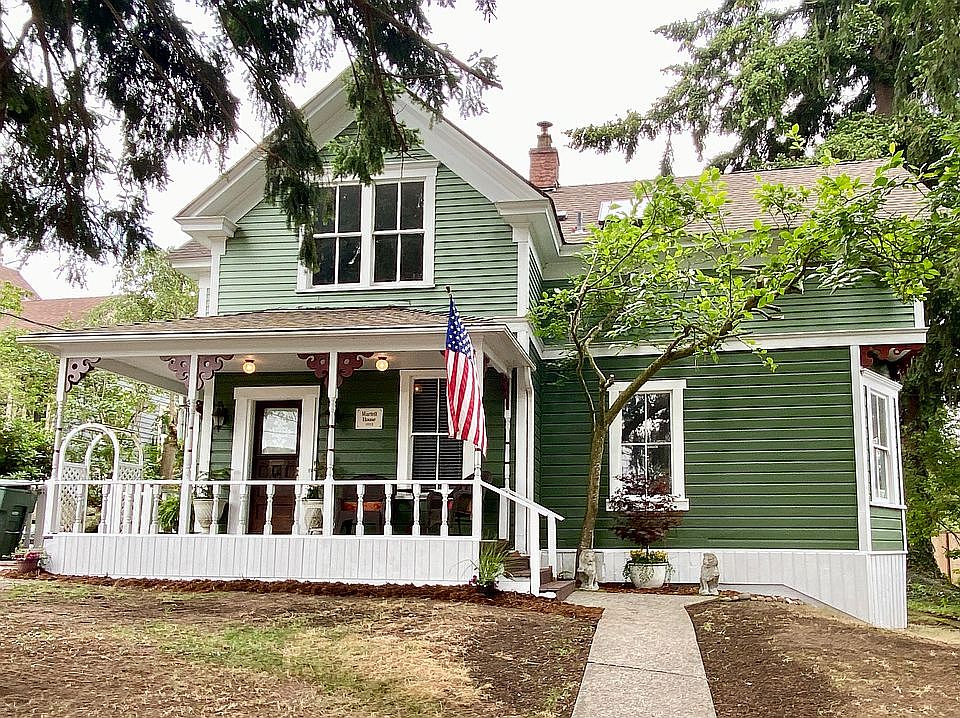1st image of 203 Avenue I