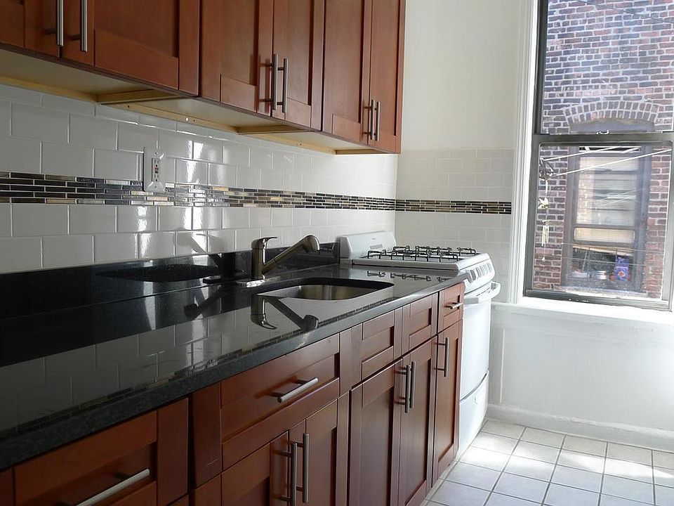 1st image of 4118 29th St APT 5B
