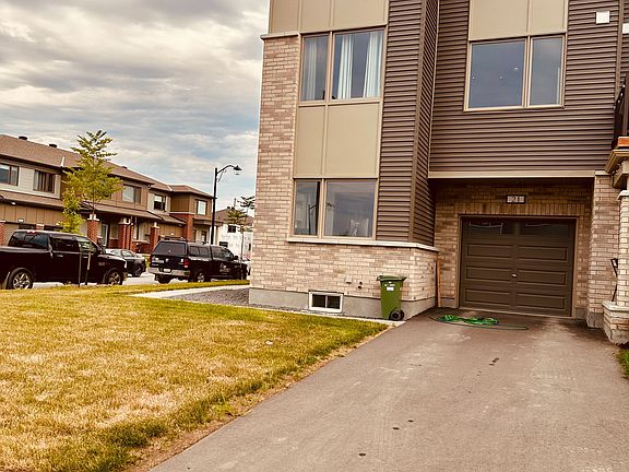 3rd image of 21 Stitch Mews