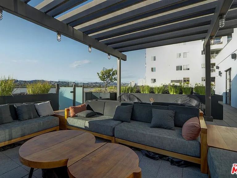 10777 Wilshire Blvd #210 — Photo 13