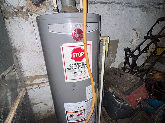 4th image of 116 N King St
