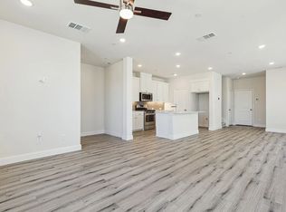7029 Cedar Creek Dr, Grand Prairie, TX 75054
