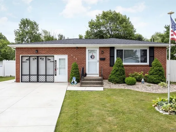 143 Sprucewood Dr, Buffalo, NY 14227