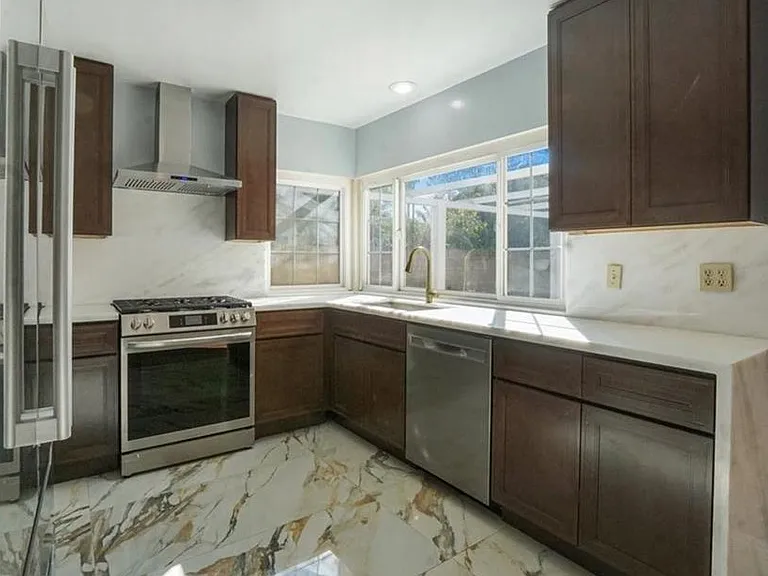 24121 El Tiradore Cir — Photo 42