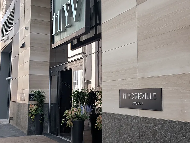 11 Yorkville Ave #1108 — Photo 2