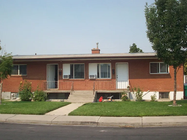 511 N 200 E — Photo 1