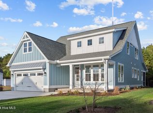 513 Moss Lake Ln, Holly Ridge, NC 28445