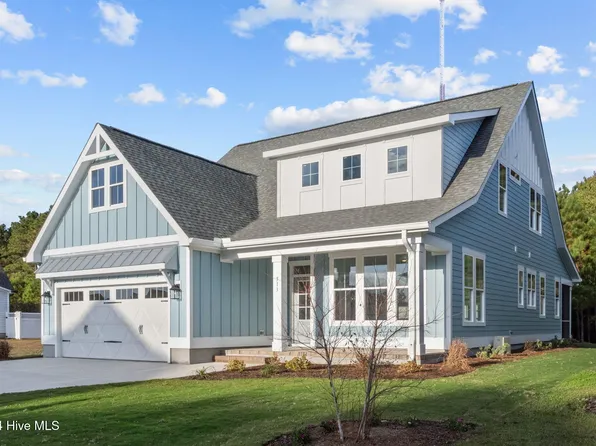 513 Moss Lake Lane, Holly Ridge, NC 28445