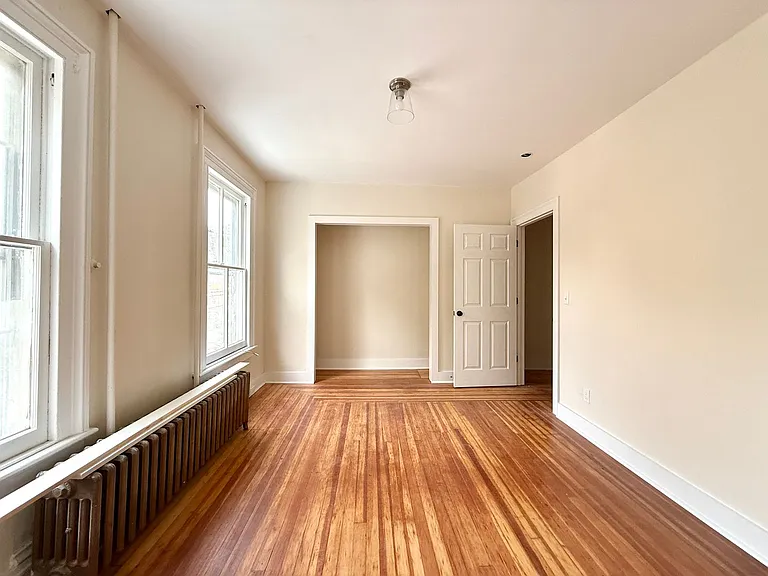 37 Green St — Photo 22