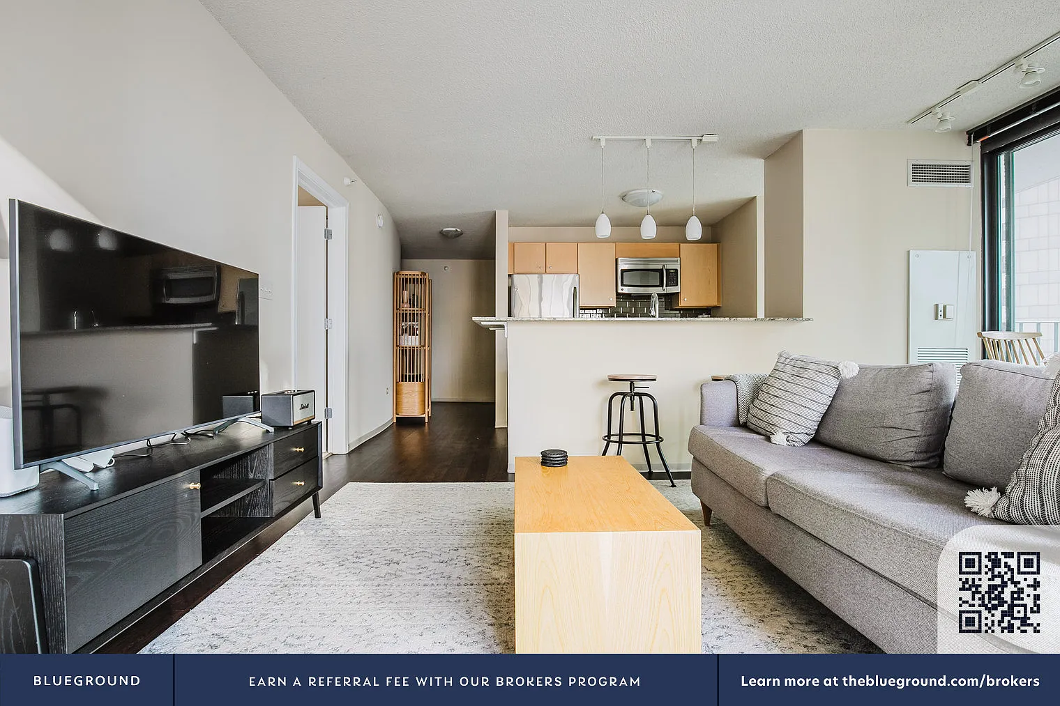 1 bed, 1.0 bath, 849 sqft, $3,000 — Photo 3
