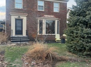 19131 S Lake Shore Blvd, Euclid, OH 44119