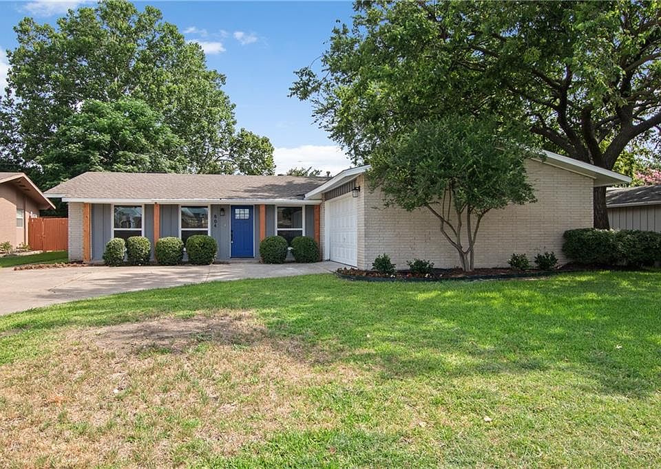 1st image of 804 Woodland Way