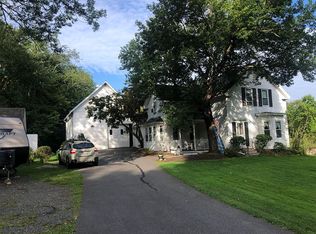 864 Podunk Rd, East Brookfield, MA 01515
