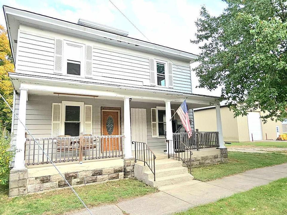 1st image of 136 N Dean St