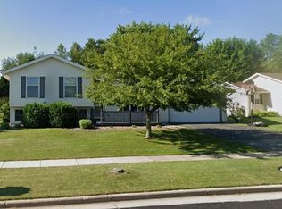 515 Sunnyview Ln, Marshall, WI 53559