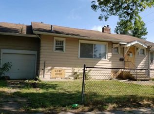 600 Riehl St, Waterloo, IA 50703