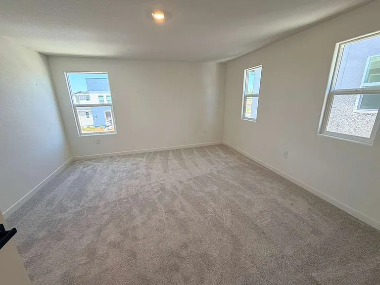 1115 Bengal Loop — Photo 8
