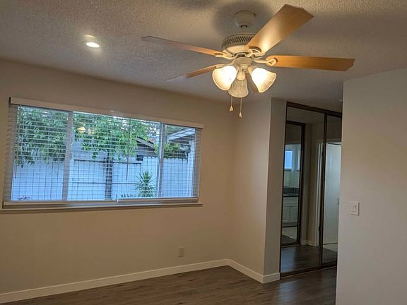5th image of 5903 Moss Creek Cir #O