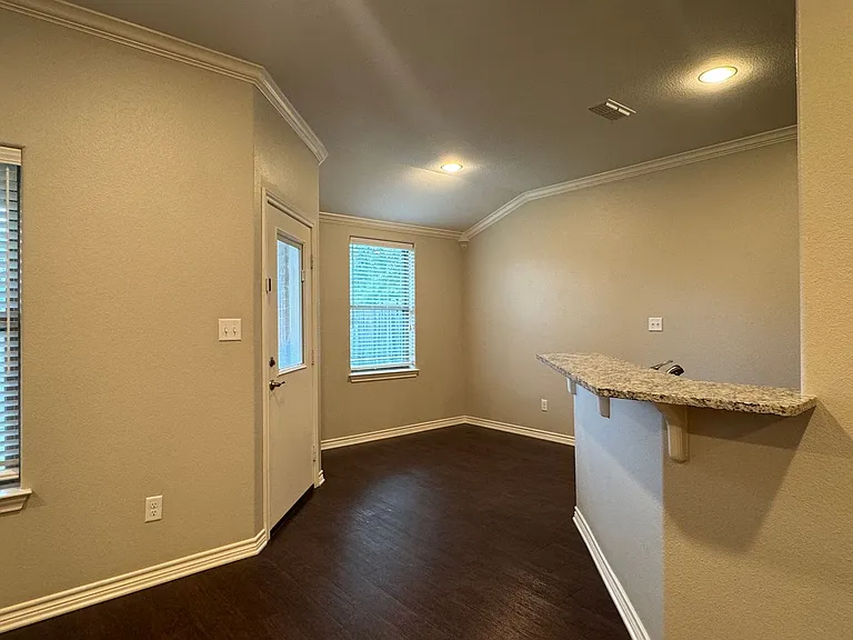 Amberwood Townhomes — Photo 14
