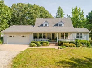 3027 Oak Haven Ln, Bourbon, MO 65441