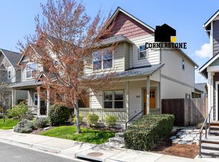 243 Wintersage Cir, Talent, OR 97540