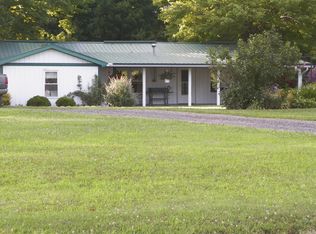 1047 Dombs Hill Rd, Rossiter, PA 15772