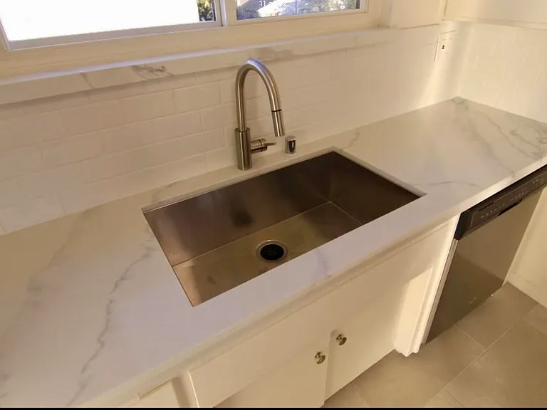8707 Pickford St #10 — Photo 12
