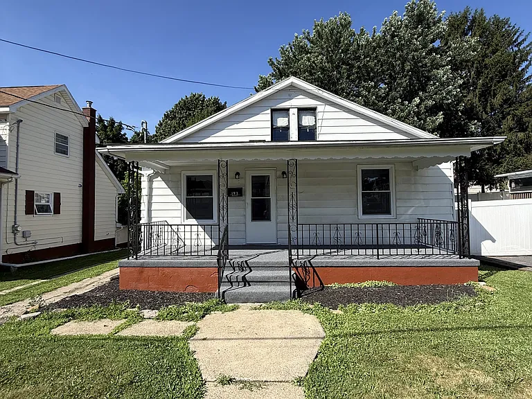 192 Rock St — Photo 12