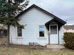 35 Florence St, Clawson, MI 48017