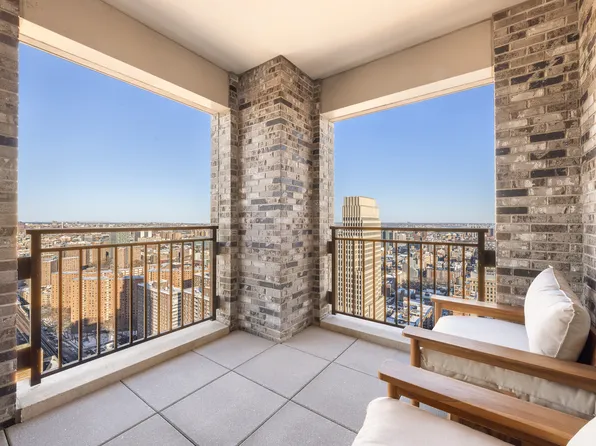 100 Claremont Avenue image 1 of 18