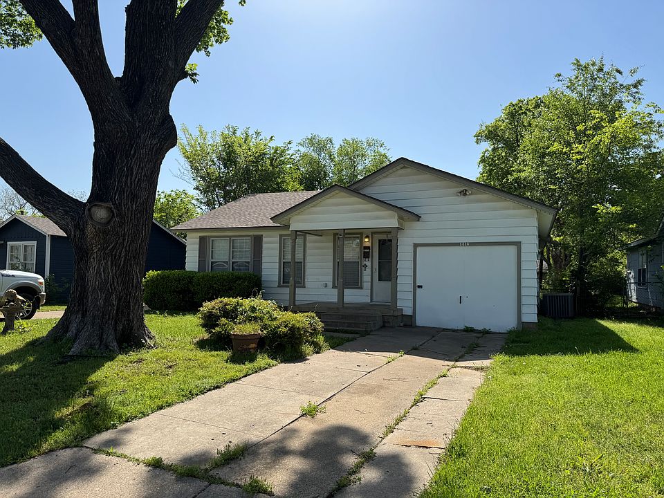 Front entrance. Two driveways for easy parking