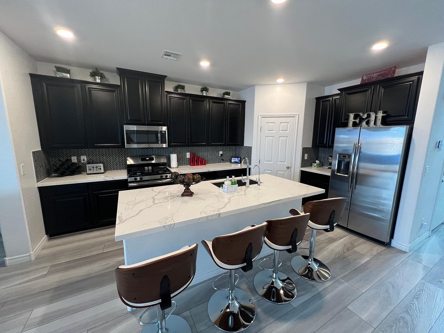 North Las Vegas, NV 89031