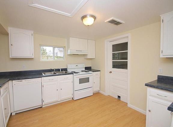 5th image of 10662 Canter Way