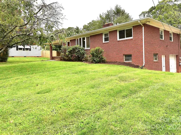 20 Sand Hill School Rd, Asheville, NC 28806