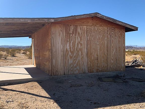 5th image of 69829 Foley Dr