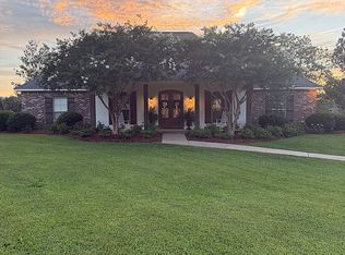 311 Lake Side Ln NW, Brookhaven, MS 39601
