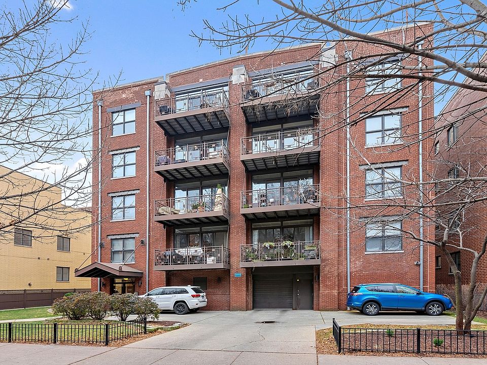 1st image of 2225 W Wabansia Ave APT 201