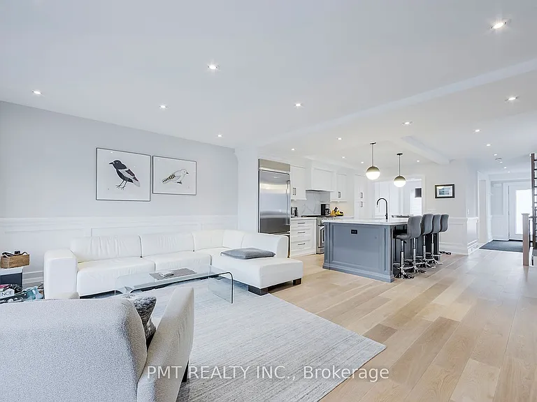 50 Thursfield Cres — Photo 15