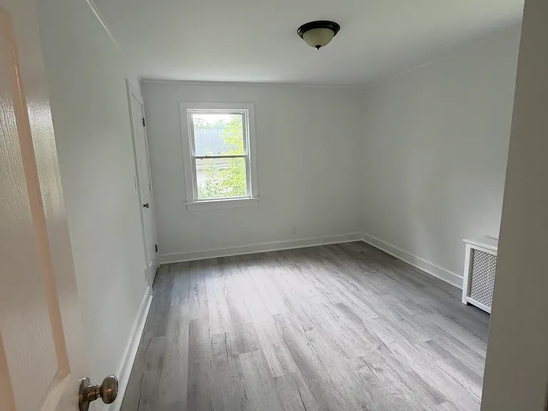 52-54 Carmel St — Photo 15