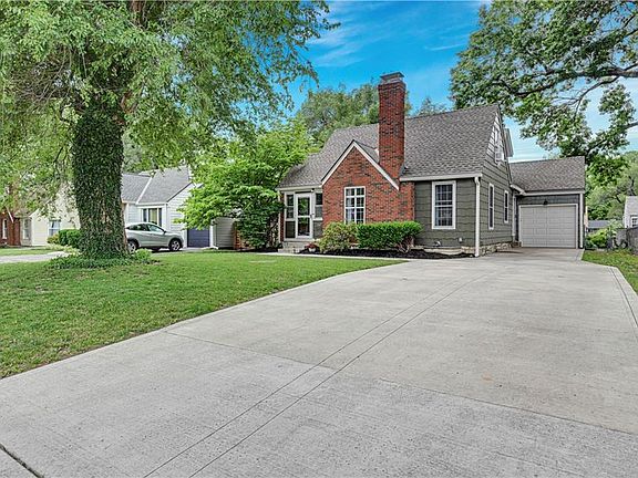 2nd image of 5232 Roe Blvd