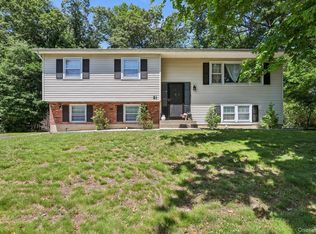 21 Baylor Road, New City, NY 10956