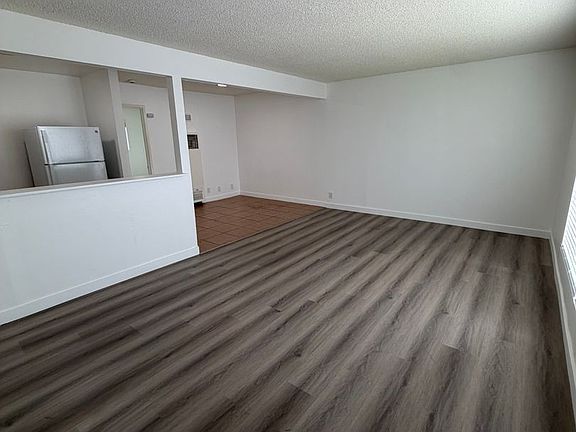 3rd image of 1414-1434 S Raitt St #1419