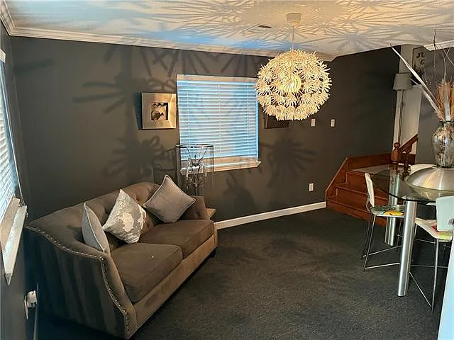 3205 Cherry St — Photo 3