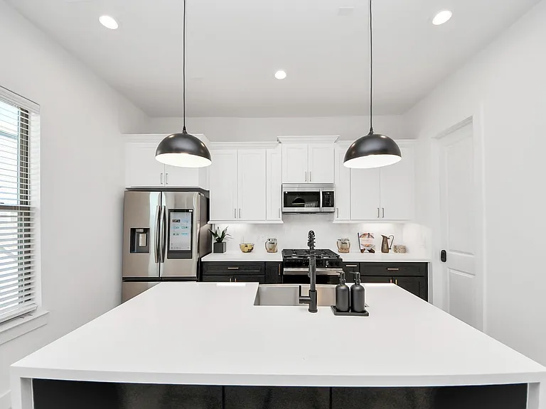 2524 Live Oak St — Photo 18