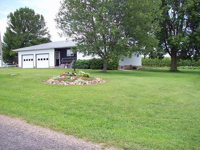 2nd image of E5412 Coon Valley Dr