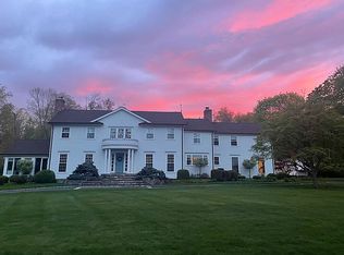 67 Dunning Rd, New Canaan, CT 06840