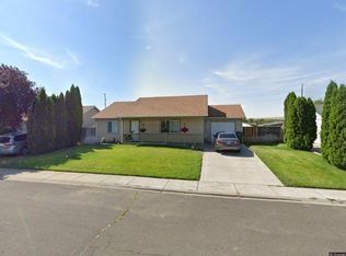 342 NE 13th Ave, Milton Freewater, OR 97862